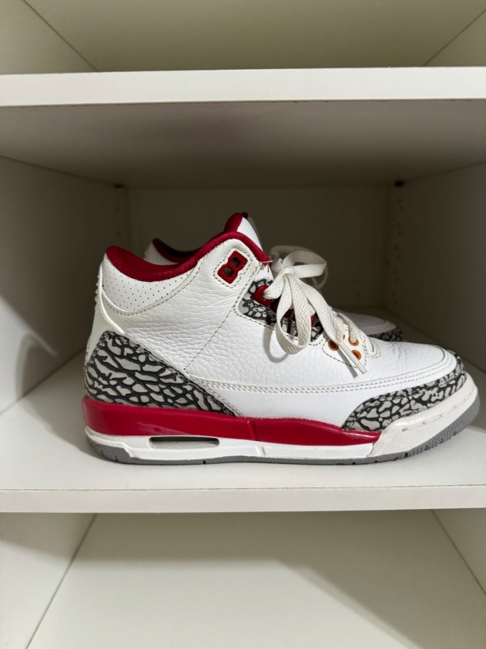Air Jordan 3 Retro ‘Cardinal Red’